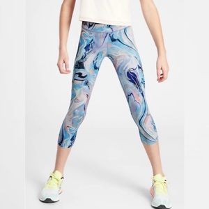 Athleta girl chit chat Marble Pattern Capri size Medium 8-10